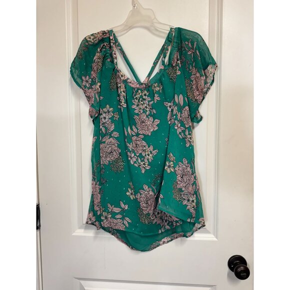 Torrid Top size 2 2X 18 20 Cold Shoulder Halter Crinkle Chiffon Floral Green - Picture 3 of 10